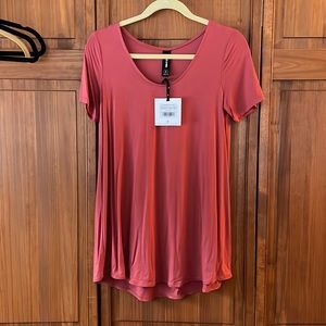 NWT Agnes & Dora every day tee